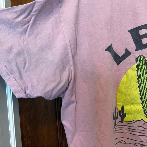 Levi’s Stay Wild Cactus Graphic T Pink XL - Picture 2 of 4